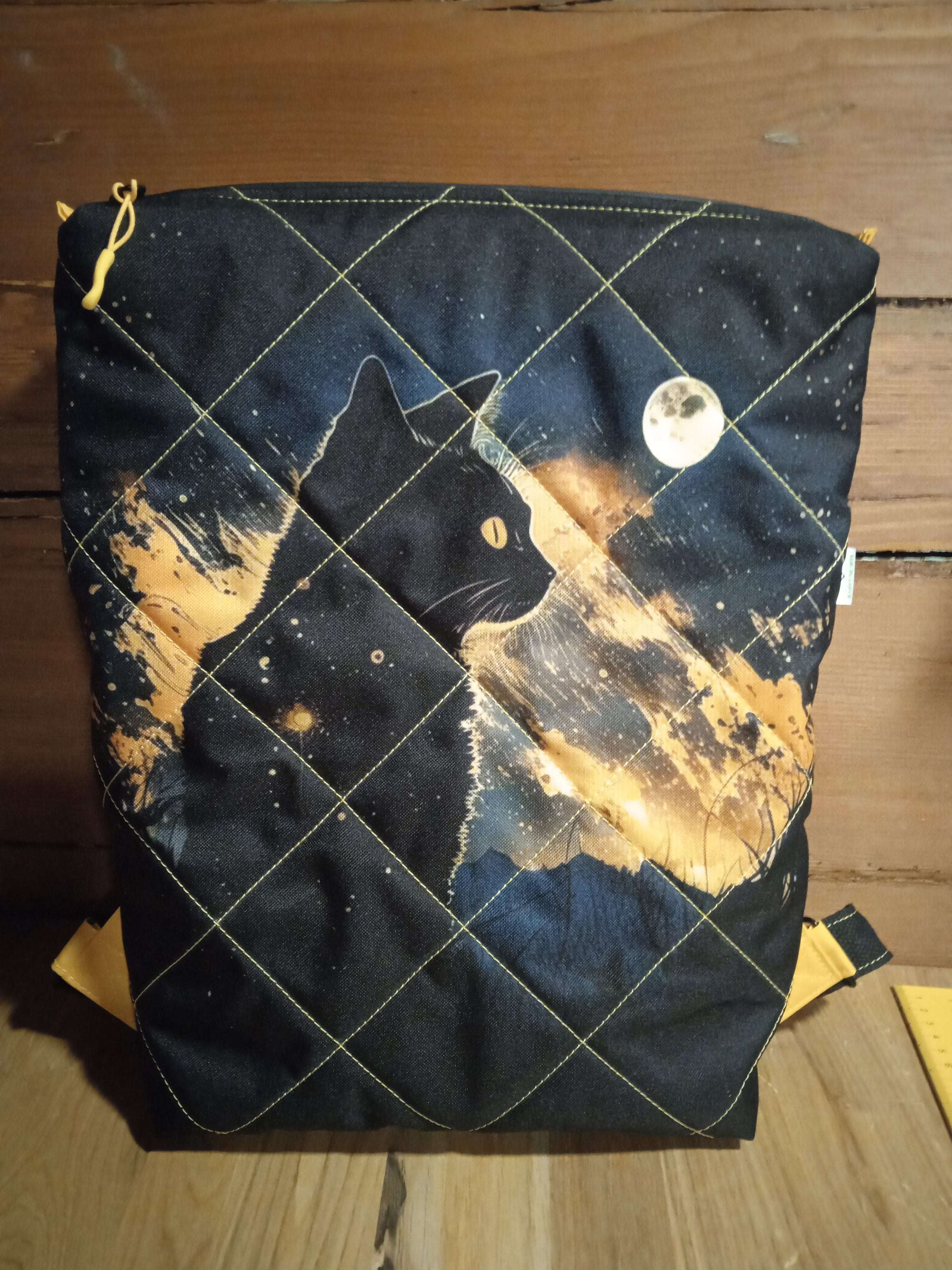 BATOH ,,ČERNÁ KOČKA ZA ÚPLŇKU"