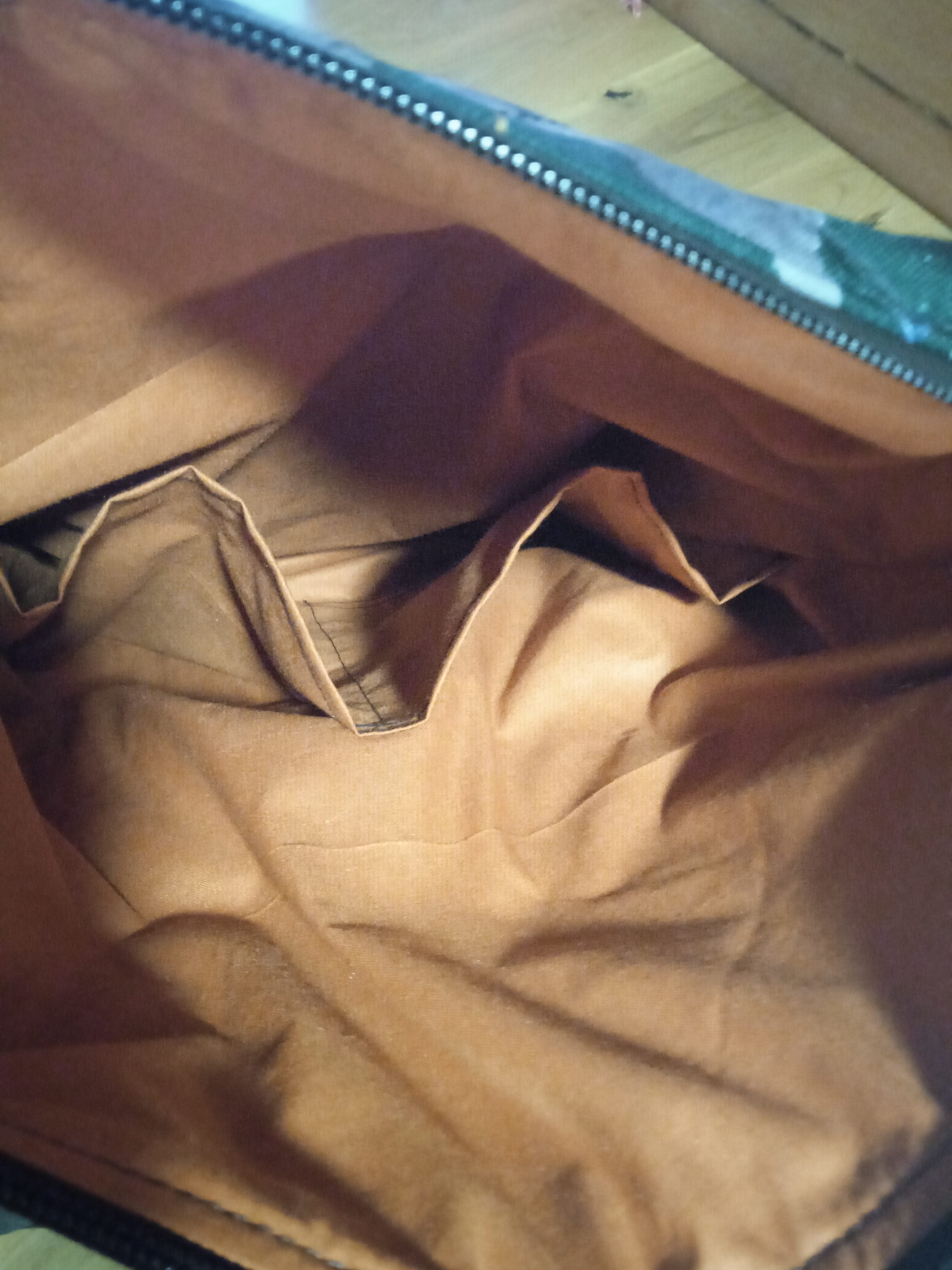 BATOH ,,MOUDRÝ KLOBOUK HARRY POTTER"