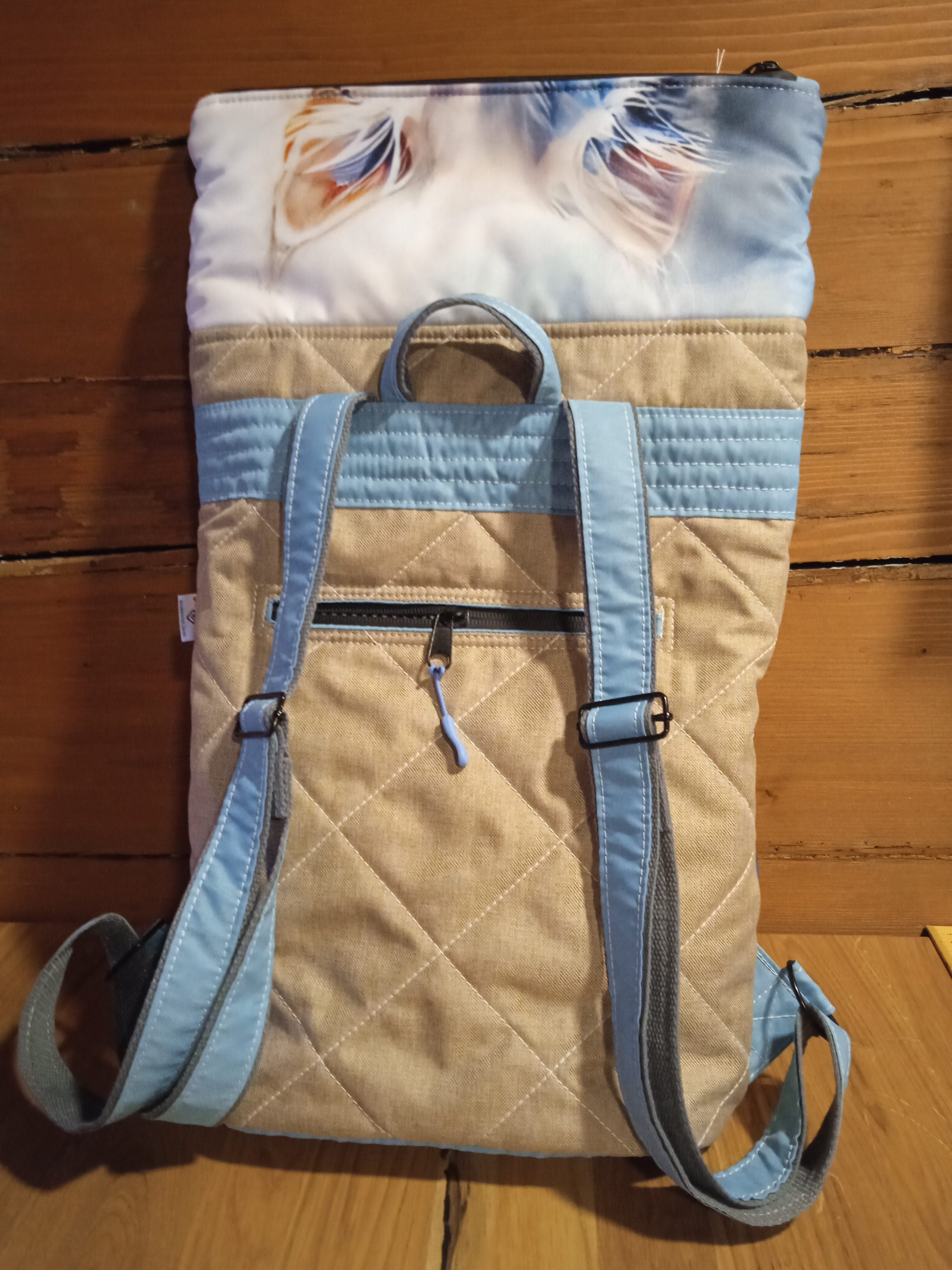 BATOH PŘEKLÁPĚCÍ ,,MODRÁ KOČKA"