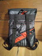 BATOH ,,ČERVENÉ AUTO TIME TO RACE"