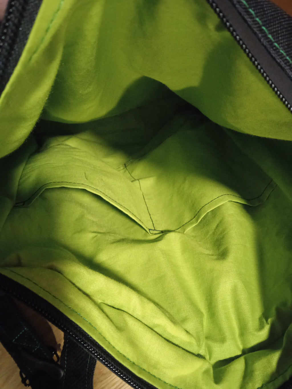 BATOH ,,FOTBALOVÝ MÍČ V SÍTI"