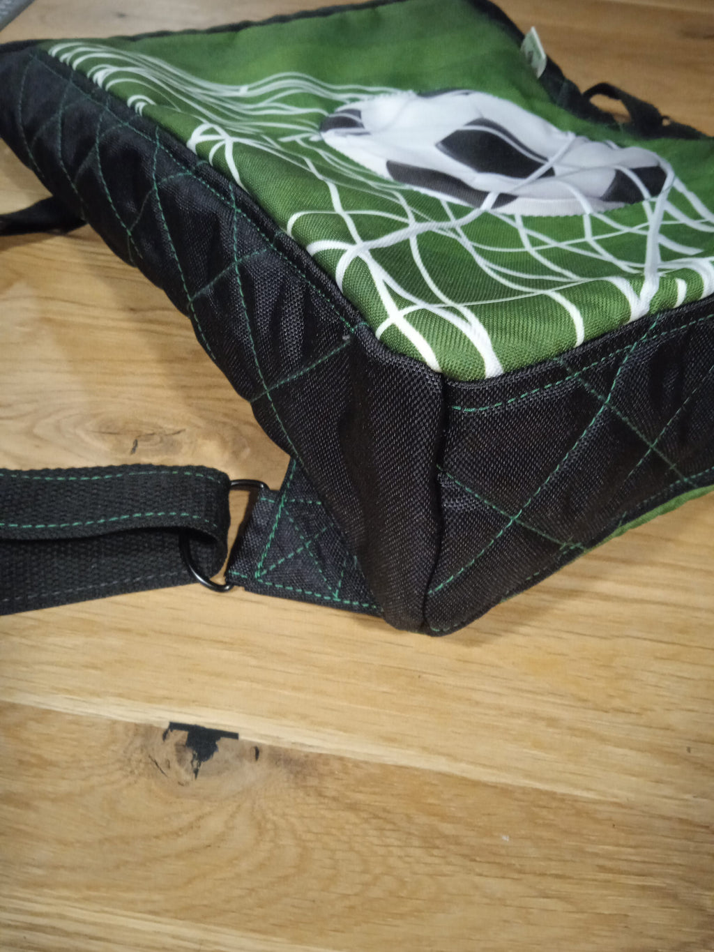 BATOH ,,FOTBALOVÝ MÍČ V SÍTI"