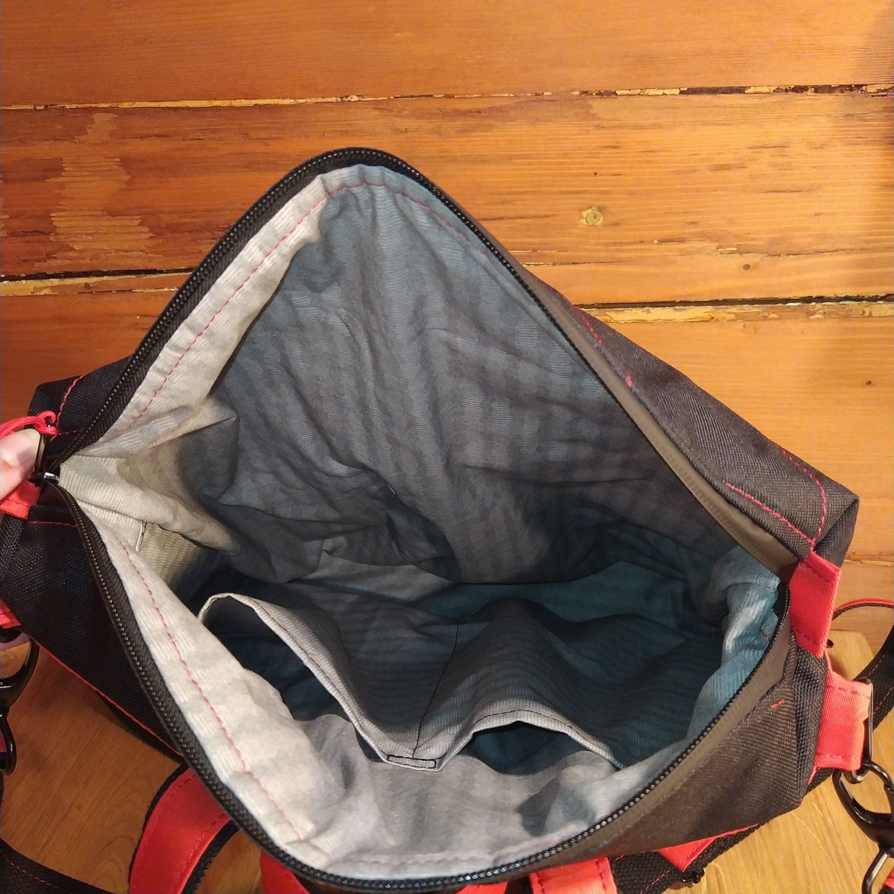 KABELKOBATOH ,,ČERVENÁ PIVOŇKA"